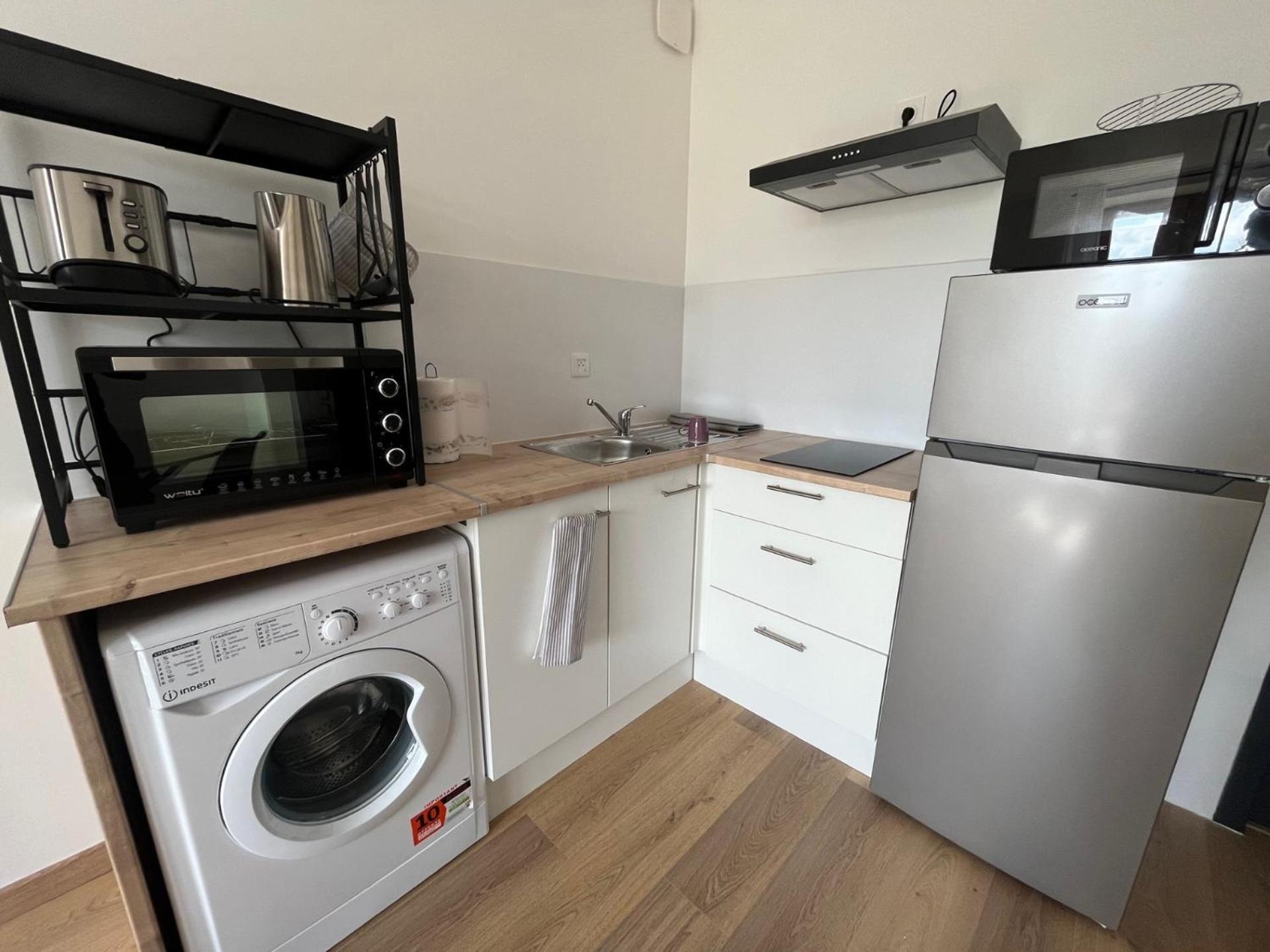 Apartment Lumineux Renove A Neuf *
