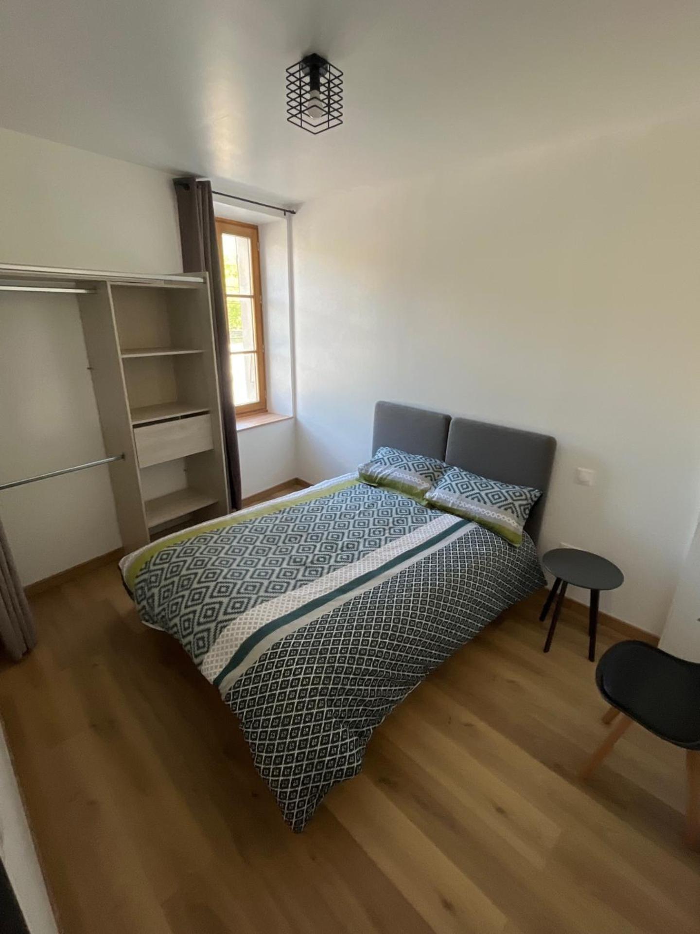 Apartment Lumineux Renove A Neuf